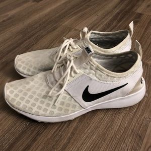 Women’s Nike White Juvenate Shoes size 7.5